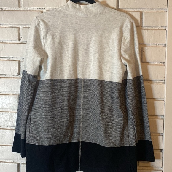 Talbots colorblock open front top - Picture 9 of 9